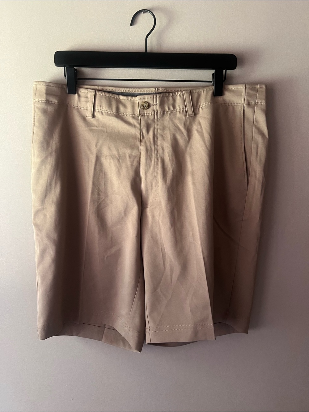 Hogan Men's Beige Flat-Front Shorts